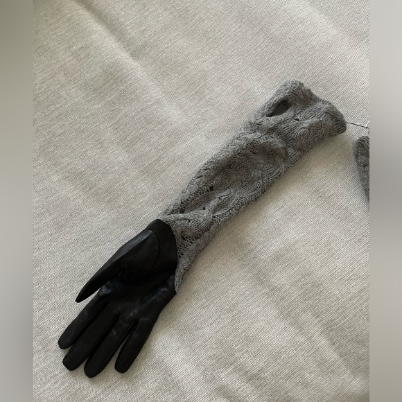 Leather and cashmere gloves - Picture 5 of 9